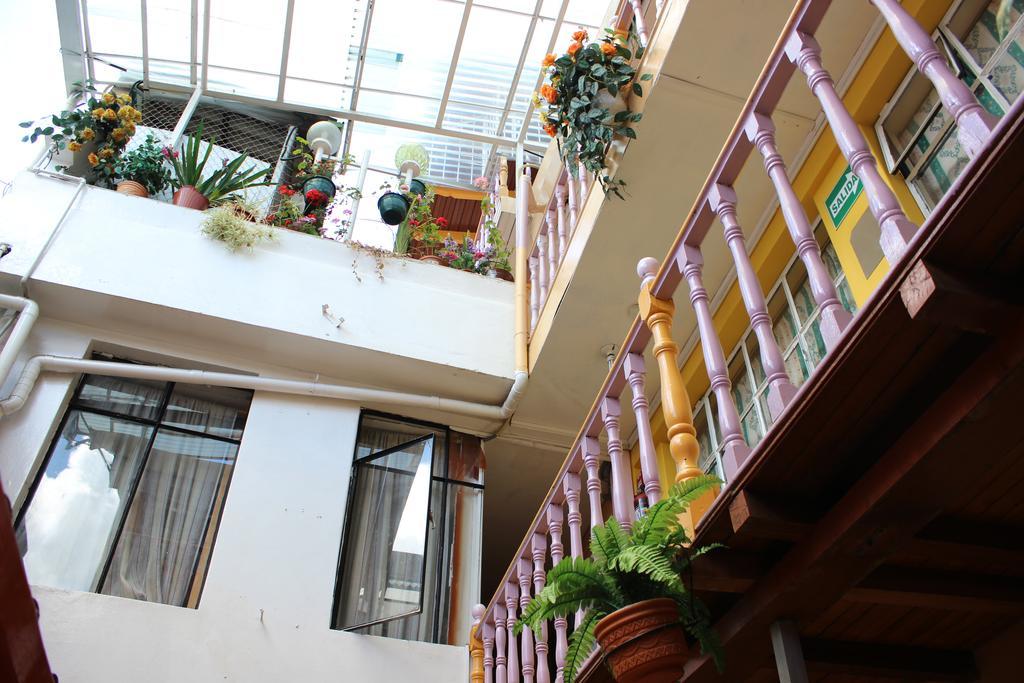 Hostal Yumbo Imperial Κίτο Εξωτερικό φωτογραφία